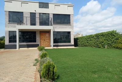 4 Bed Villa with En Suite in Kiambu Road - 2