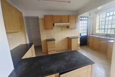 3 Bed Apartment with Staff Quarters in Kileleshwa - 3