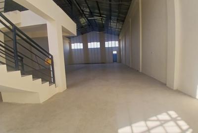 4,100 ft² Warehouse with Parking in Ruiru - 3