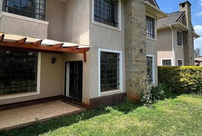5 Bed Townhouse with En Suite in Kitisuru