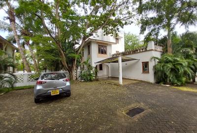 4 Bed House with En Suite at Nyali