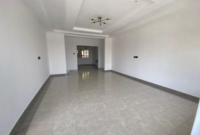 3 Bed House with En Suite in Kitengela - 4