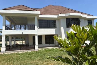 4 Bed Villa with En Suite in Karen