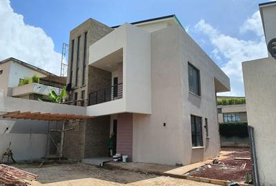 4 Bed Townhouse with En Suite at Runda Gardens