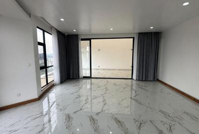 4 Bed Apartment with En Suite in Rhapta Road - 3