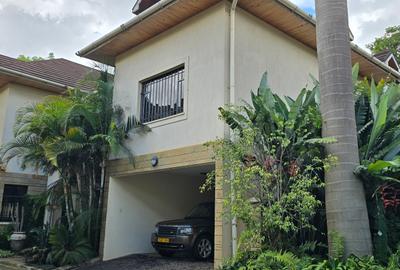 5 Bed Townhouse with En Suite at Lavington Green - 2