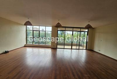 3 Bed Apartment with En Suite in Muthaiga