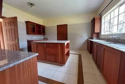 5 Bed House with En Suite at Miotoni - 4