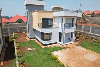 4 Bed Townhouse with En Suite in Kenyatta Road