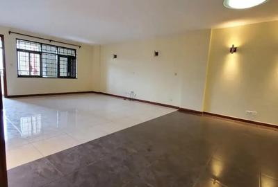 3 Bed Apartment with En Suite in Parklands - 4