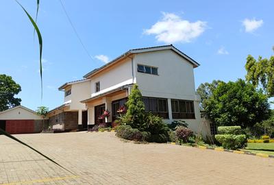 5 Bed House with Staff Quarters at Gigiri