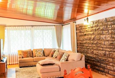 5 Bed Villa with En Suite in Kitisuru