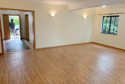 5 Bed Townhouse with En Suite in Kileleshwa