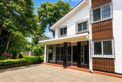4 Bed Townhouse with En Suite in Kileleshwa - 2