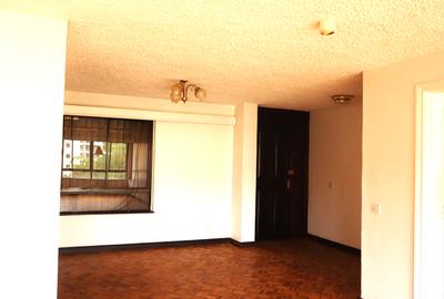 3 Bed Apartment with En Suite in Westlands Area - 4
