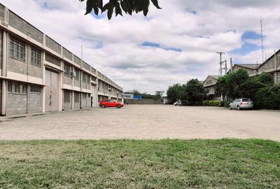 10,000 ft² Warehouse with Parking in Mombasa Road