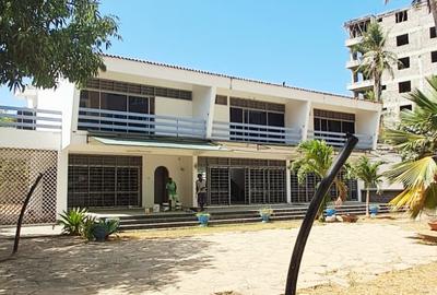 4 Bed House in Nyali Area