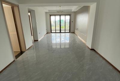 2 Bed Apartment with En Suite in Riverside - 4