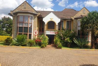 5 Bed House with En Suite at Runda