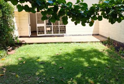 2 Bed House with En Suite at Lavington