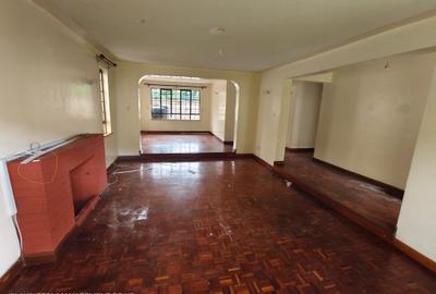 5 Bed Townhouse with En Suite at Lavington Green