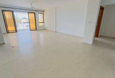 3 Bed Apartment with En Suite in Nyali Area - 3