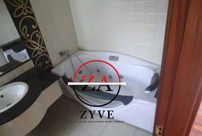 3 Bed Apartment with En Suite in Westlands Area - 4