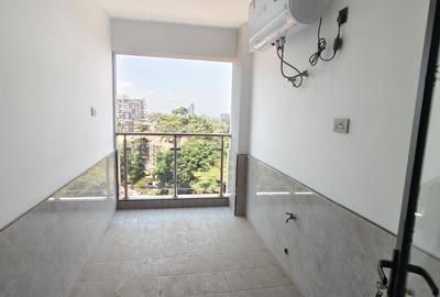 2 Bed Apartment with Gym in Kileleshwa - 4