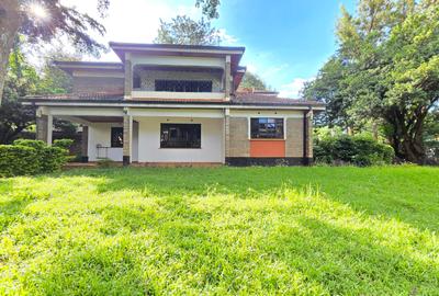 4 Bed House with En Suite in Runda