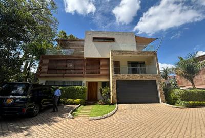 4 Bed Townhouse with En Suite in Lavington