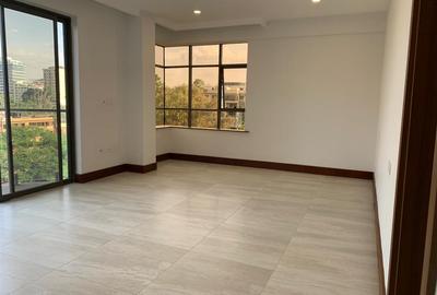 2 Bed Apartment with En Suite in Westlands Area