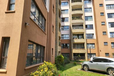 4 Bed Apartment with En Suite in Brookside