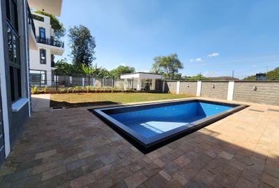 5 Bed Villa with En Suite in Lavington - 4