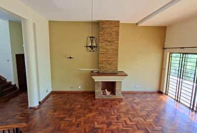 5 Bed Townhouse with En Suite at Lowerkabete - 2