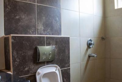 3 Bed Apartment with En Suite in Parklands