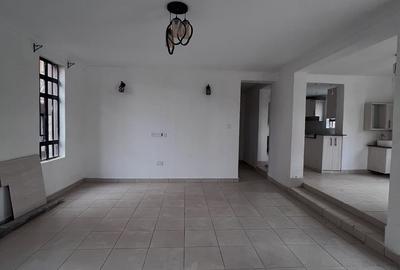 4 Bed Villa with En Suite at Rimpa - 3