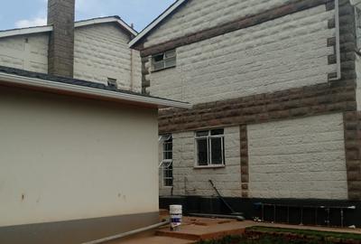 3 Bed House with En Suite in Karen