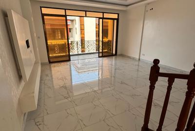 3 Bed Apartment with En Suite at Moyne Drive - 3