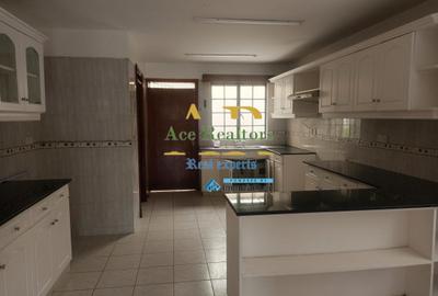 4 Bed Townhouse with En Suite at Shanzu Road