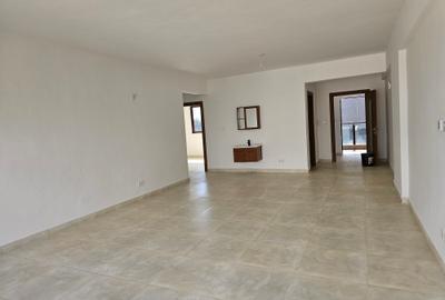 3 Bed Apartment with En Suite at Rhapta