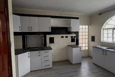 4 Bed Townhouse with En Suite at Amboseli Lane - 4