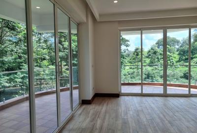 4 Bed Apartment with En Suite in Westlands Area
