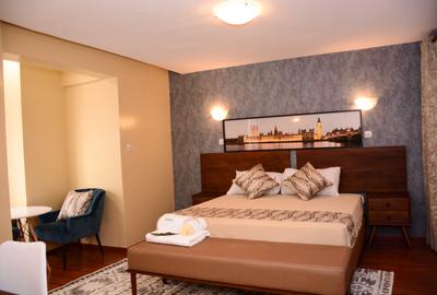 4 Bed Apartment with En Suite at Church Rd - 2