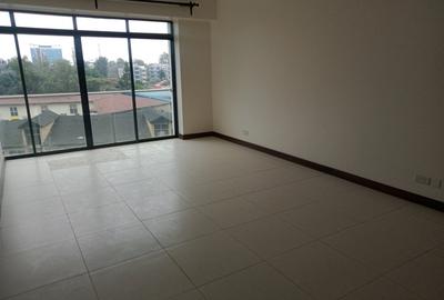 1 Bed Apartment with En Suite at Arwings Khodek