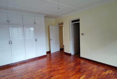 3 Bed Apartment with En Suite at Hatheru Road