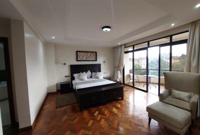 3 Bed Apartment with En Suite at Riverside Drive