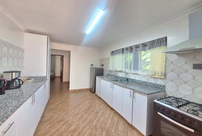 2 Bed House with En Suite at Nyari Central - 3