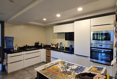 1 Bed House with En Suite in Spring Valley - 4