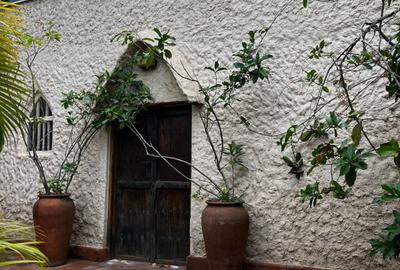 2 Bed House with En Suite in Muthaiga