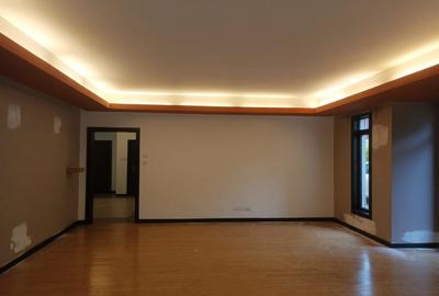 5 Bed Townhouse with En Suite at Lavington